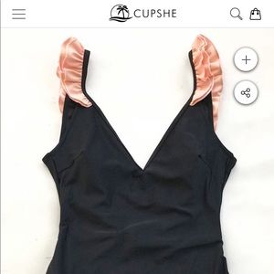 Cupshe swimming suit new with tags